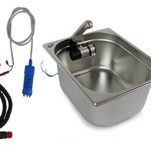 Edelstahl-Waschbecken mit Wasserpumpe und Anschlusskabel, ideal für mobile Wasserversorgung beim Camping oder für Marktstände. Perfekt geeignet für den Einbau in Bullis oder Transportern, inklusive Optionen für Warmwasser.