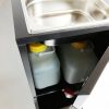 Mobiles Waschbecken für Campingbedarf mit integriertem Frisch- und Abwassertank. Ideal für den Ausbau von Bullis und Transportern, ausgestattet mit Wasserpumpe und Platz für Heizsteben. Perfekt für Marktstände oder andere Anwendungen, bei denen eine mobile Wasserversorgung benötigt wird.