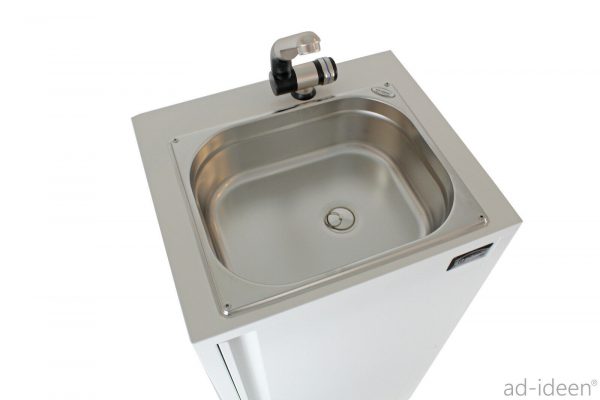 Mobiles Waschbecken für Campingbedarf mit Edelstahlbecken, ideal für den Ausbau von Bullis oder Transportern. Perfekt für die mobile Wasserversorgung, inklusive Anschlussmöglichkeiten für Frisch- und Grauwasser.