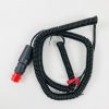 Kabel mit Stecker für mobile Wasserversorgung, ideal für den Einsatz in Campingfahrzeugen und Marktständen. Flexibles Design ermöglicht einfache Installation und Nutzung von Wasserpumpen. Perfekt für Frisch- und Abwasserlösungen.