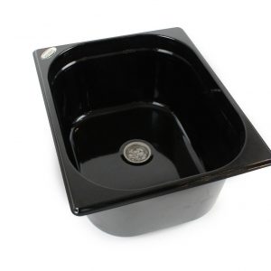 Schwarzes Waschbecken für mobile Wasserversorgung, ideal für Campingbedarf und den Ausbau von Bullis oder Transportern. Perfekt für die Installation in Marktständen oder anderen Anwendungen, wo fließendes Wasser benötigt wird.