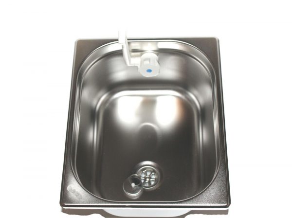 Edelstahl-Waschbecken für mobile Wasserversorgung, ideal für Camping und Transporter-Ausbau. Ausgestattet mit Ablauf und Wasserhahn, perfekt für Frischwasser- und Grauwasserkanister. Ideal für Marktstände und mobile Lösungen.